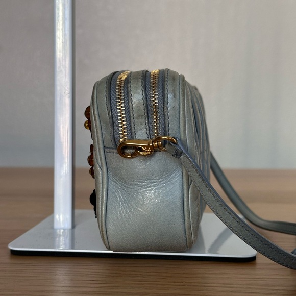 Miu Miu matelassé leather crossbody bag - Picture 4 of 14